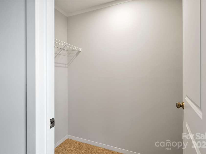 290 Appalachian Way, Mars Hill, NC 28754.  MLS# CAR4284149, YatesRealty ID 28745. 