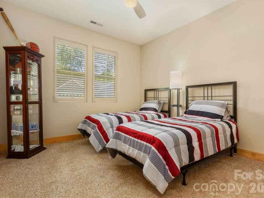 48 River Walk Drive, Asheville, NC 28804.  MLS# CAR4391063, YatesRealty ID 28745. 