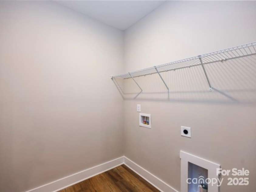114 Glencoe Lane, Mooresville, NC 28117.  MLS# CAR4221976, YatesRealty ID 28747. Laundry Room