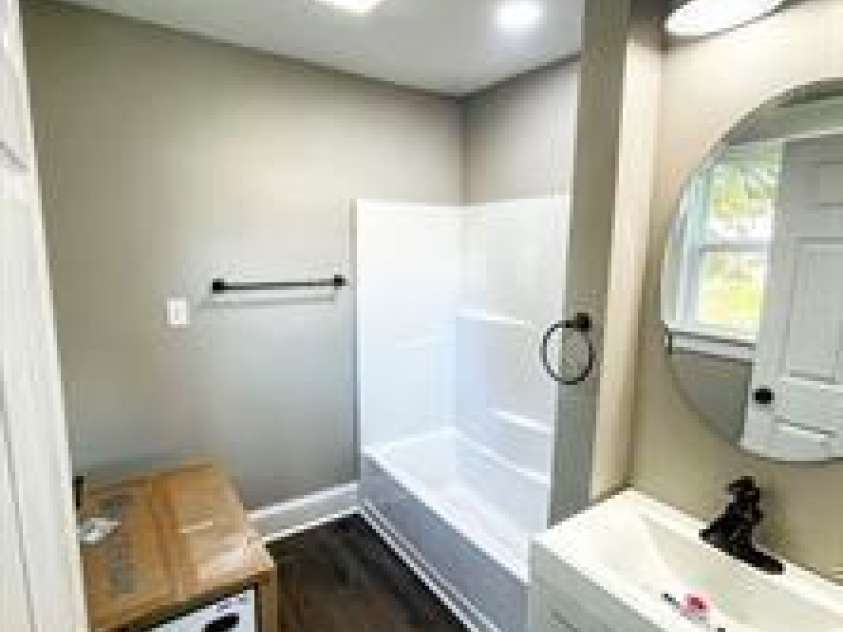 715 Pine Street, Kannapolis, NC 28081.  MLS# CAR4277604, YatesRealty ID 28748. 