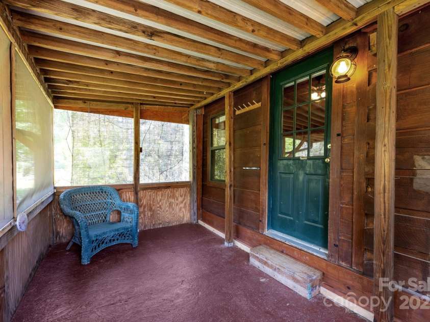 2978 NC 9 Highway, Black Mountain, NC 28711.  MLS# CAR4247540, YatesRealty ID 28749. Screened Porch