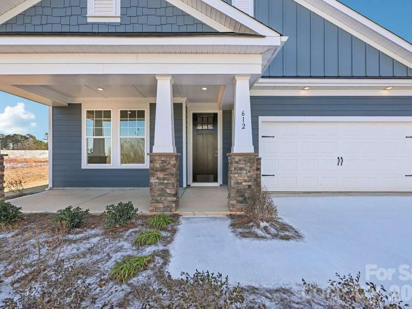 612 Banter Lane, Cramerton, NC 28032.  MLS# CAR4304278, YatesRealty ID 2875. 