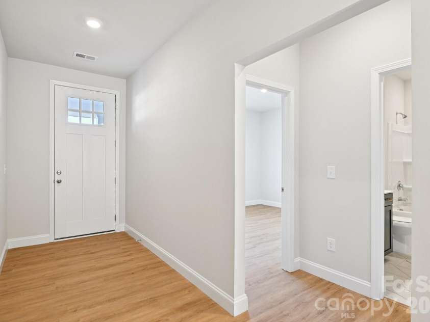 612 Banter Lane, Cramerton, NC 28032.  MLS# CAR4304278, YatesRealty ID 2875. 