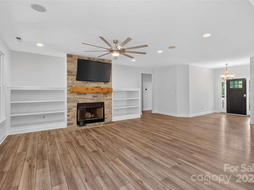 4156 Persimmon Road, Lancaster, SC 29720.  MLS# CAR4283912, YatesRealty ID 28751. 