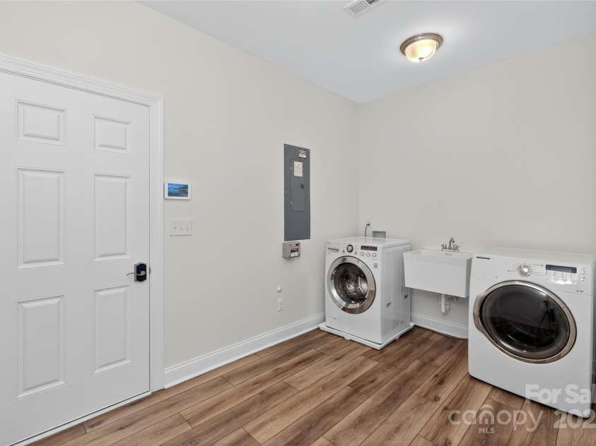 4156 Persimmon Road, Lancaster, SC 29720.  MLS# CAR4283912, YatesRealty ID 28751. 