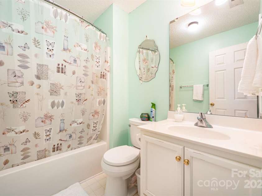 4042 River Falls Drive, Lowell, NC 28098.  MLS# CAR4283716, YatesRealty ID 28755. 