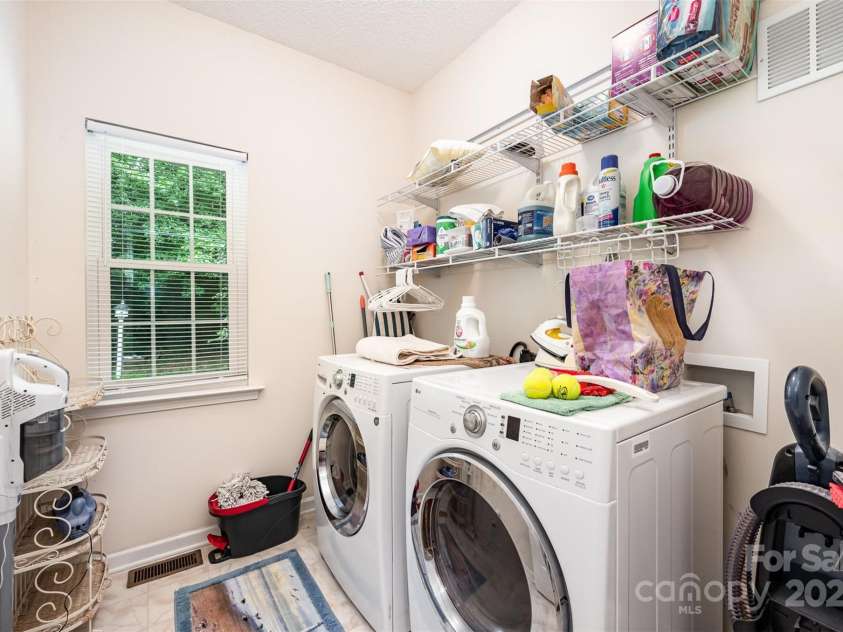 4042 River Falls Drive, Lowell, NC 28098.  MLS# CAR4283716, YatesRealty ID 28755. 