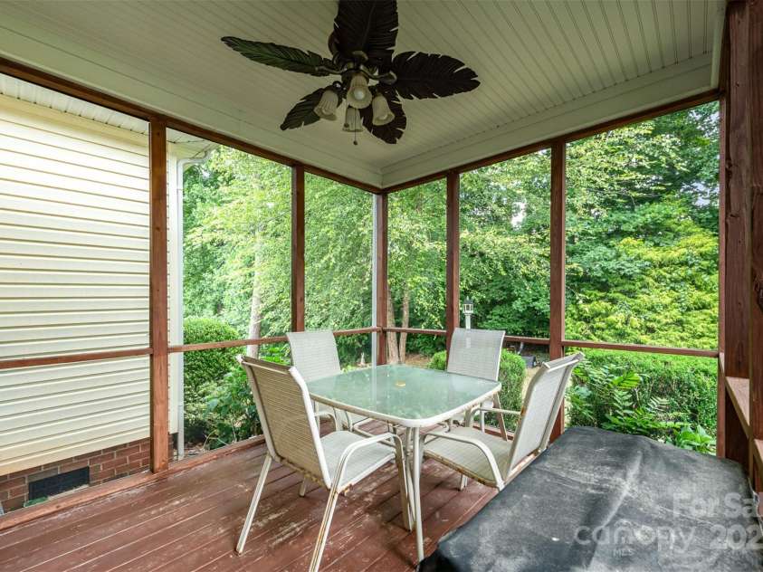 4042 River Falls Drive, Lowell, NC 28098.  MLS# CAR4283716, YatesRealty ID 28755. 