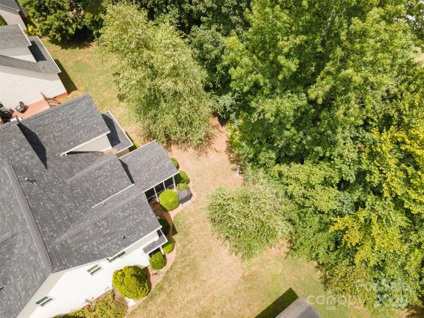 4042 River Falls Drive, Lowell, NC 28098.  MLS# CAR4283716, YatesRealty ID 28755. 