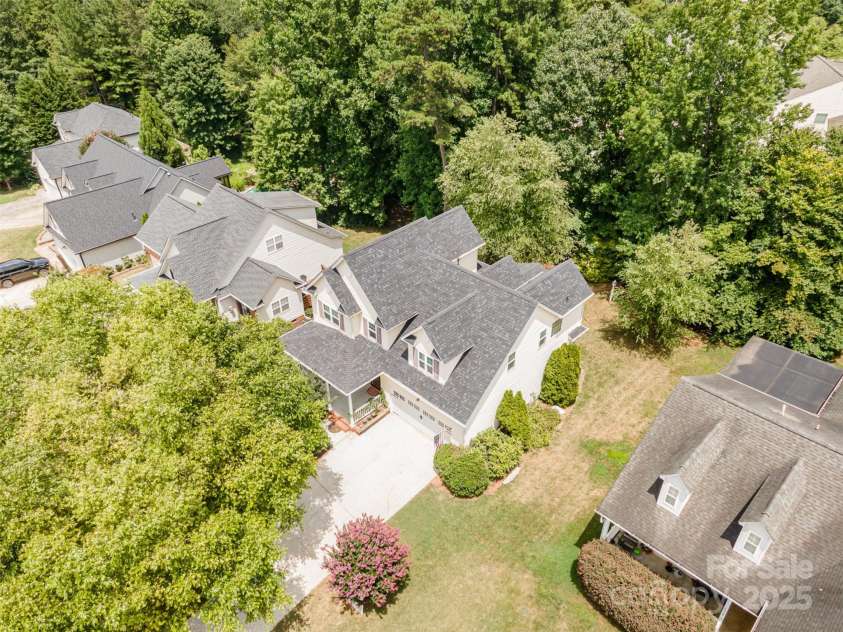 4042 River Falls Drive, Lowell, NC 28098.  MLS# CAR4283716, YatesRealty ID 28755. 