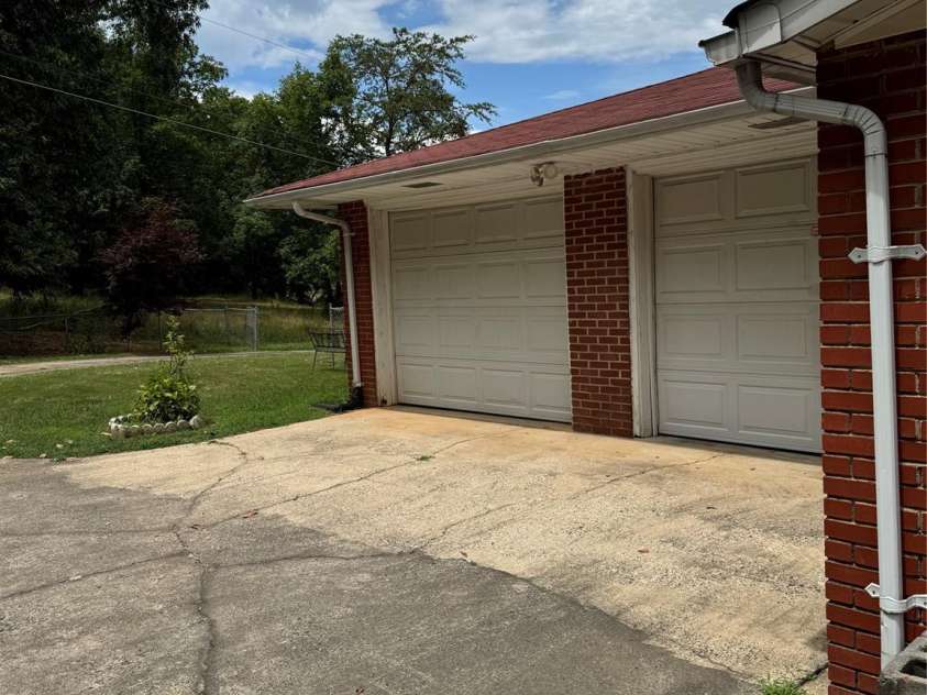 2338 Hoey Church Road, Shelby, NC 28151.  MLS# CAR4275239, YatesRealty ID 28756. 