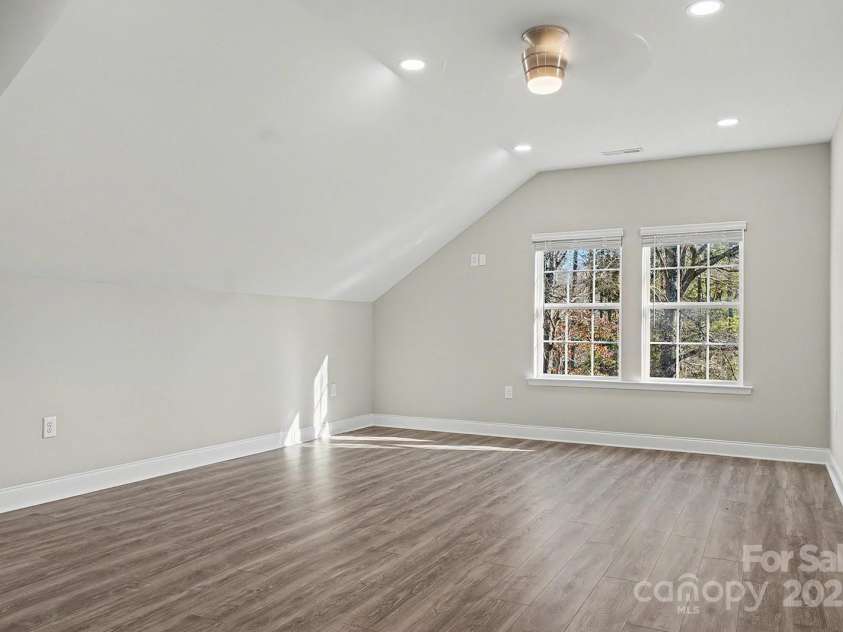 4006 Scarlet Drive, Matthews, NC 28104.  MLS# CAR4251173, YatesRealty ID 28758. 