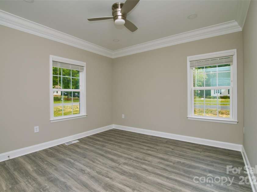 4006 Scarlet Drive, Matthews, NC 28104.  MLS# CAR4251173, YatesRealty ID 28758. Bedroom #1