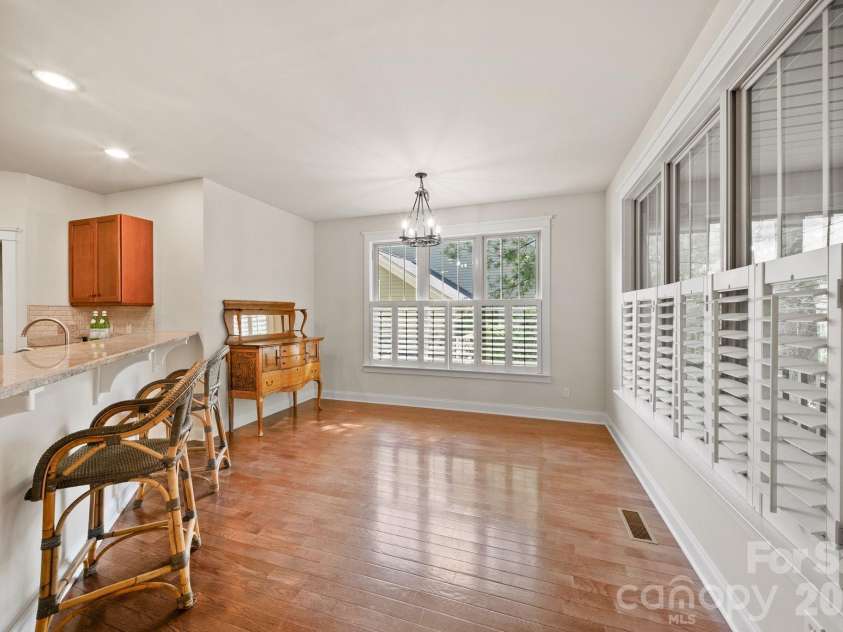 289 Fennel Dun Circle, Biltmore Lake, NC 28715.  MLS# CAR4388138, YatesRealty ID 28759. 