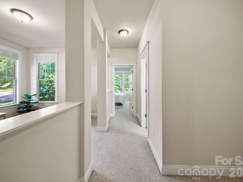 289 Fennel Dun Circle, Biltmore Lake, NC 28715.  MLS# CAR4388138, YatesRealty ID 28759. 