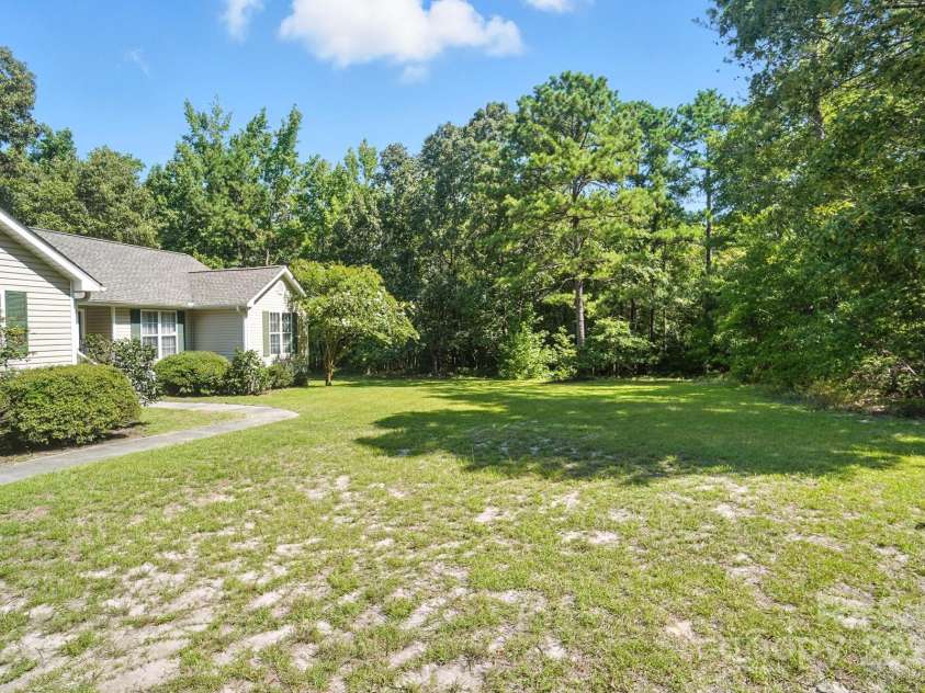 1116 Shop Road, Kershaw, SC 29067.  MLS# CAR4306111, YatesRealty ID 2876. 