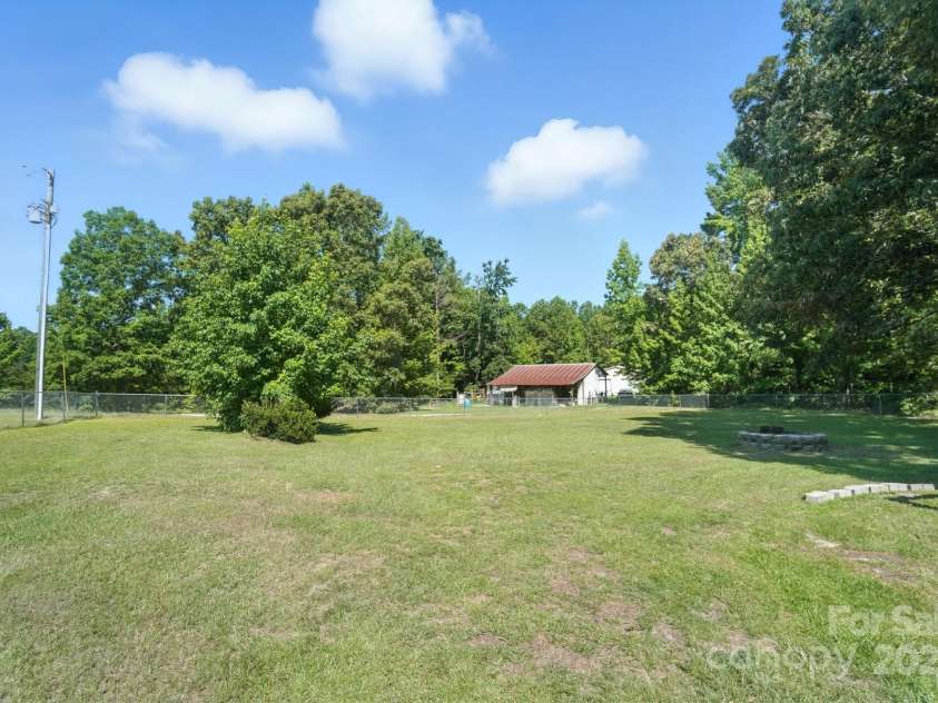 1116 Shop Road, Kershaw, SC 29067.  MLS# CAR4306111, YatesRealty ID 2876. 