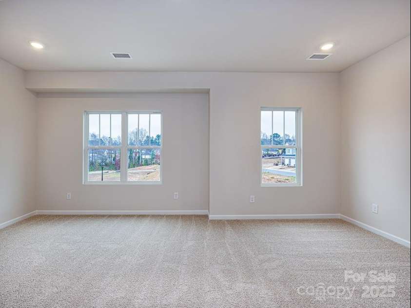 2535 Ruby Dixon Crossing Drive, Gastonia, NC 28056.  MLS# CAR4256272, YatesRealty ID 2876. Owner's suite