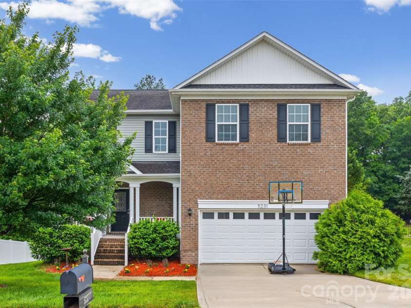 5231 Norway Lane, Rock Hill, SC 29732.  MLS# CAR4384691, YatesRealty ID 28760. 