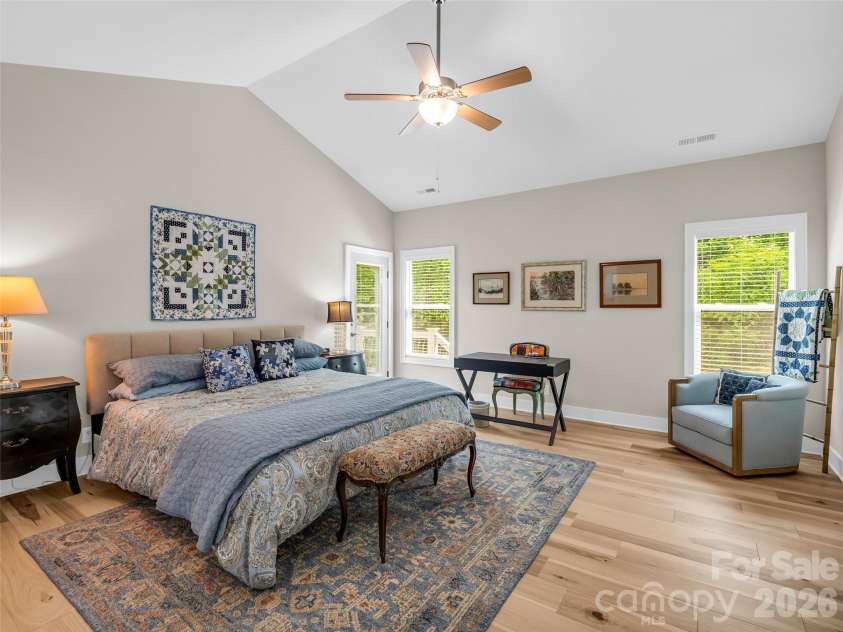 221 Millbrae Loop, Hendersonville, NC 28791.  MLS# CAR4382043, YatesRealty ID 28761. 