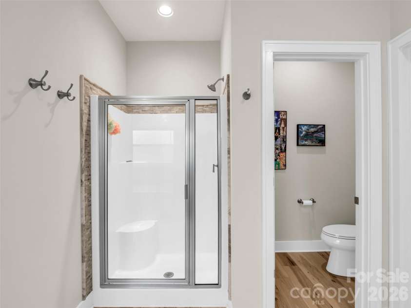 221 Millbrae Loop, Hendersonville, NC 28791.  MLS# CAR4382043, YatesRealty ID 28761. 