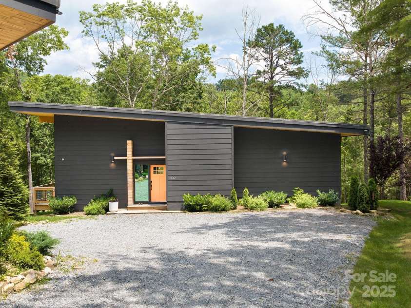 1761 Williamson Creek Road, Pisgah Forest, NC 28768.  MLS# CAR4280221, YatesRealty ID 28762. 