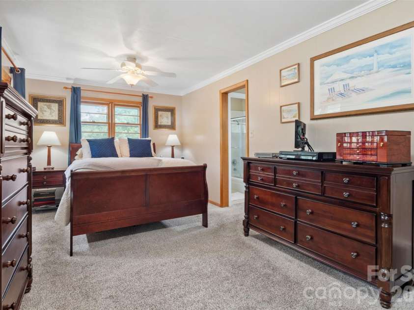 314 Old Leicester Highway, Asheville, NC 28806.  MLS# CAR4388057, YatesRealty ID 28763. 