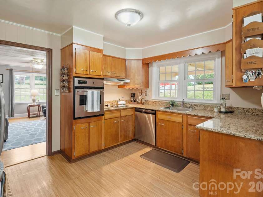 314 Old Leicester Highway, Asheville, NC 28806.  MLS# CAR4388057, YatesRealty ID 28763. 