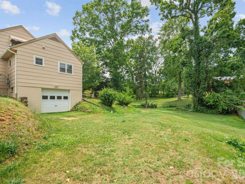 314 Old Leicester Highway, Asheville, NC 28806.  MLS# CAR4388057, YatesRealty ID 28763. 