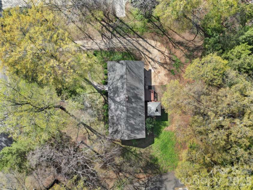 519 Amon Lane, Pineville, NC 28134.  MLS# CAR4362431, YatesRealty ID 28764. 