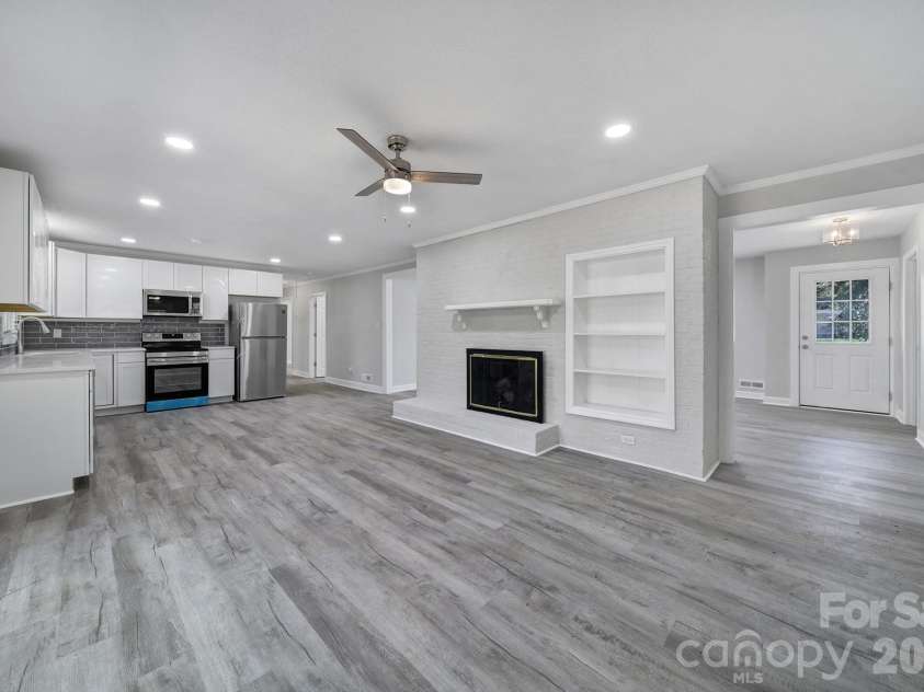 519 Amon Lane, Pineville, NC 28134.  MLS# CAR4362431, YatesRealty ID 28764. 