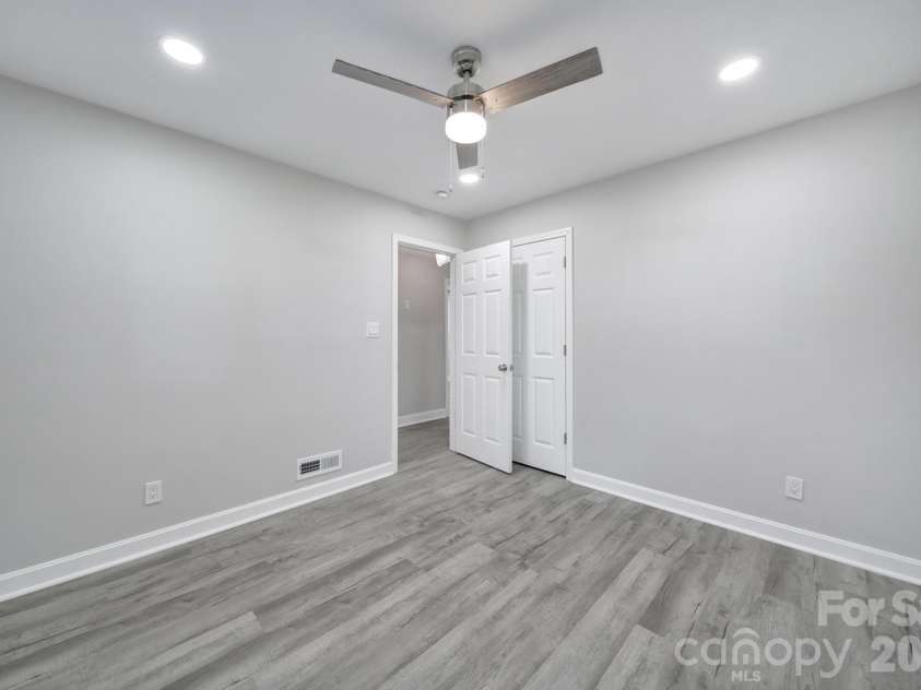 519 Amon Lane, Pineville, NC 28134.  MLS# CAR4362431, YatesRealty ID 28764. 