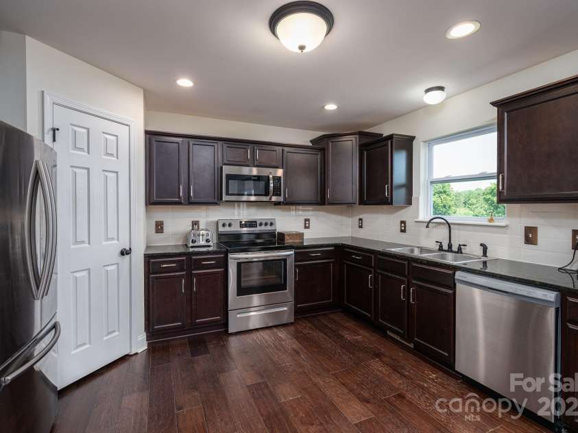 3048 Morning Glory Lane, Vale, NC 28168.  MLS# CAR4277831, YatesRealty ID 28765. 