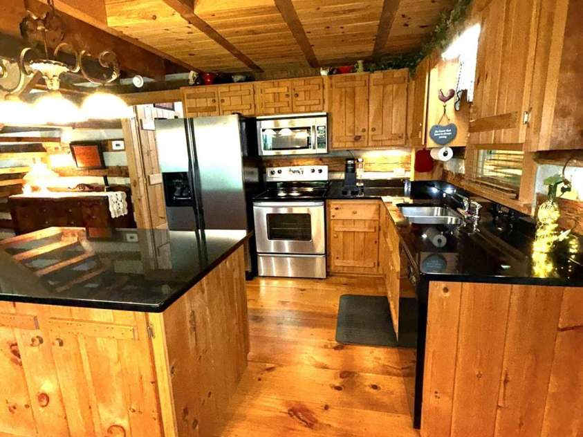 123 Gorge Overlook Road, Todd, NC 28684.  MLS# CAR4388009, YatesRealty ID 28767. 