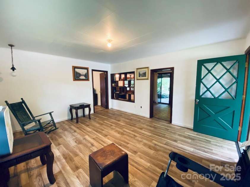 15 Valor Road, Glenville, NC 28736.  MLS# CAR4285294, YatesRealty ID 28767. 