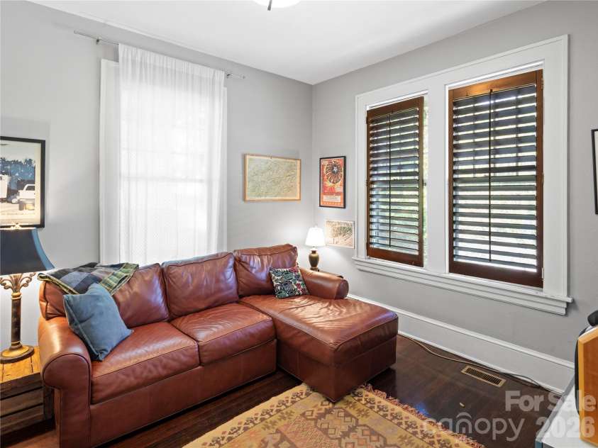 111 Annandale Avenue, Asheville, NC 28801.  MLS# CAR4388225, YatesRealty ID 28768. 