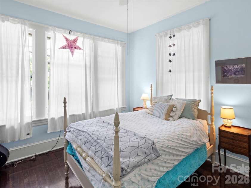 111 Annandale Avenue, Asheville, NC 28801.  MLS# CAR4388225, YatesRealty ID 28768. 