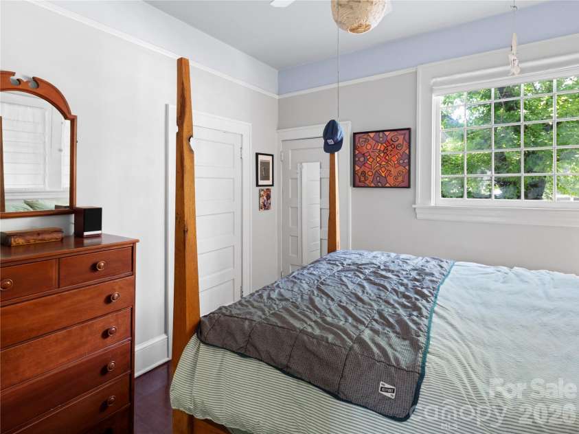 111 Annandale Avenue, Asheville, NC 28801.  MLS# CAR4388225, YatesRealty ID 28768. 
