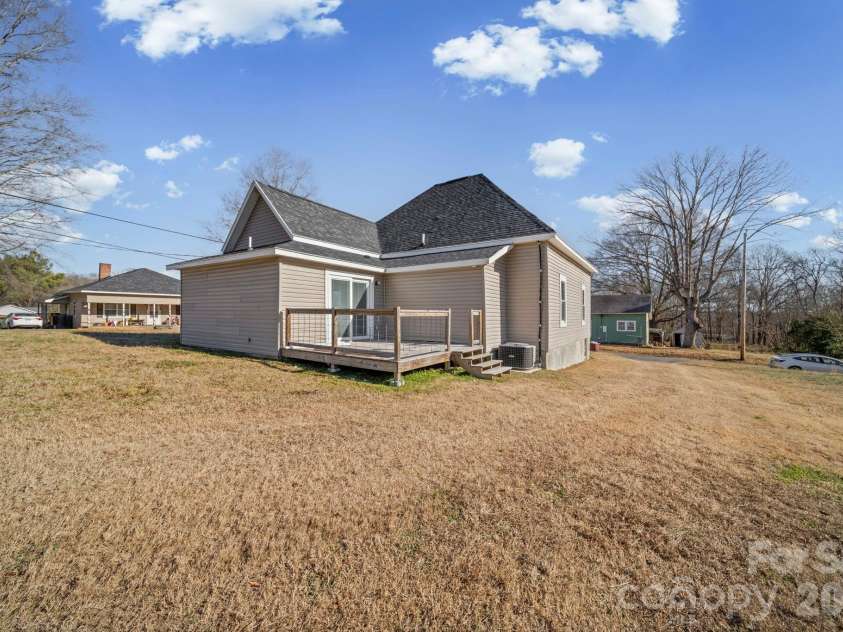 823 Hill Street, Albemarle, NC 28001.  MLS# CAR4331375, YatesRealty ID 2877. 