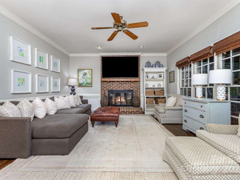 10329 Hollybrook Drive, Charlotte, NC 28277.  MLS# CAR4278572, YatesRealty ID 28770. 