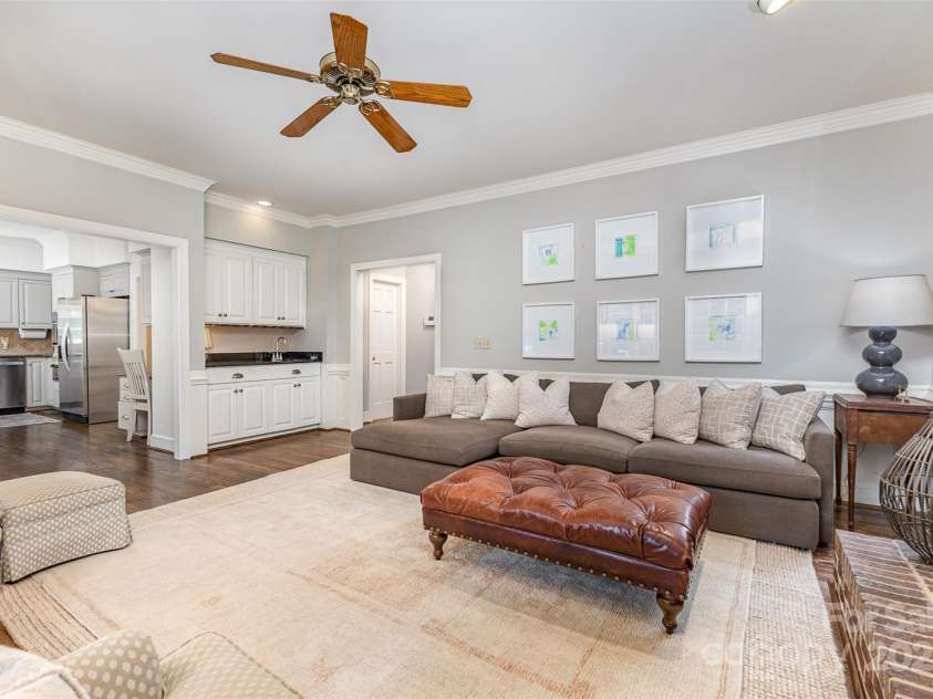 10329 Hollybrook Drive, Charlotte, NC 28277.  MLS# CAR4278572, YatesRealty ID 28770. 
