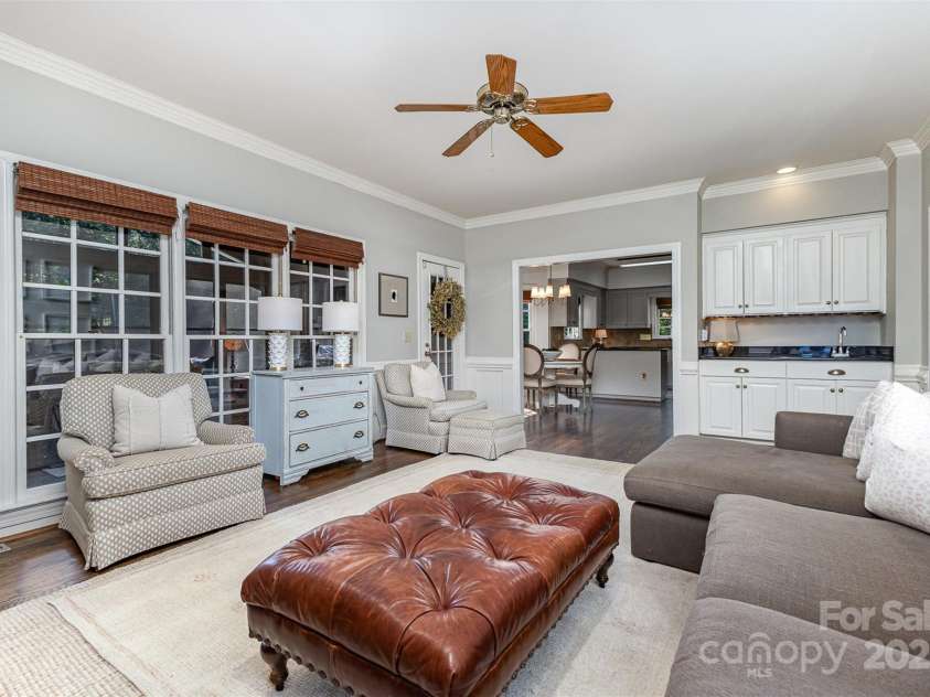 10329 Hollybrook Drive, Charlotte, NC 28277.  MLS# CAR4278572, YatesRealty ID 28770. 