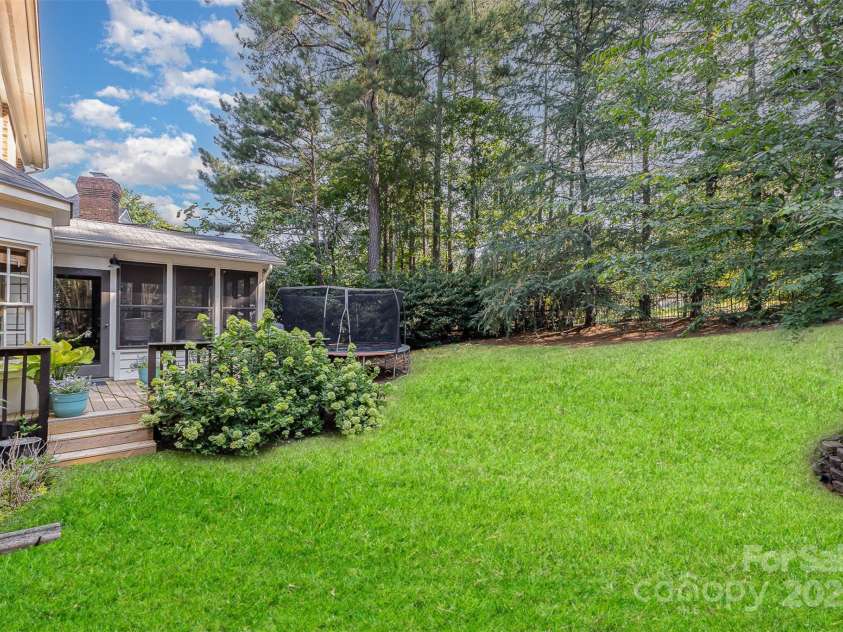 10329 Hollybrook Drive, Charlotte, NC 28277.  MLS# CAR4278572, YatesRealty ID 28770. 