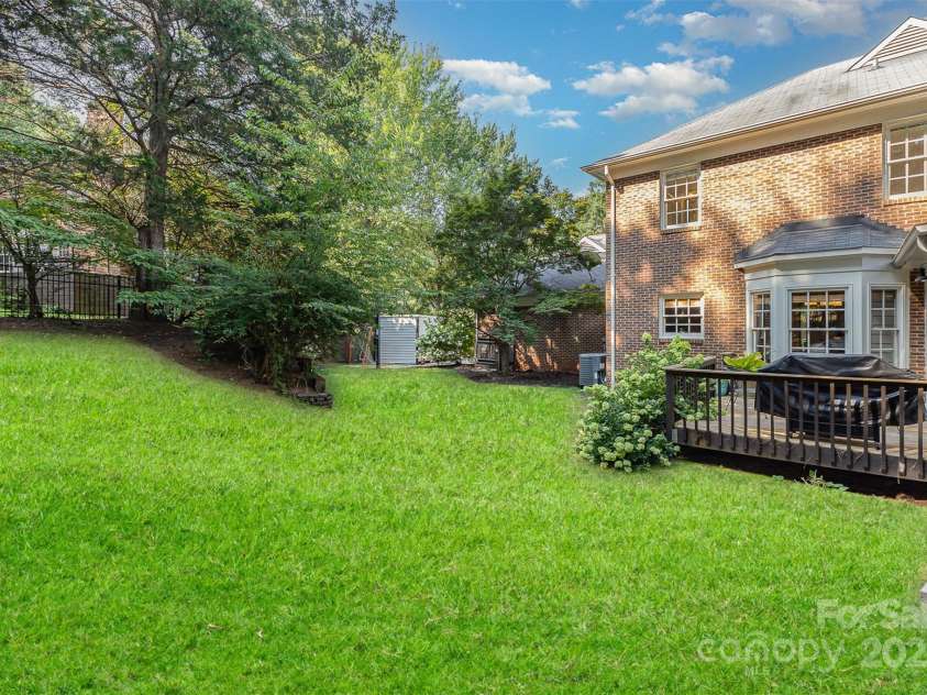 10329 Hollybrook Drive, Charlotte, NC 28277.  MLS# CAR4278572, YatesRealty ID 28770. 