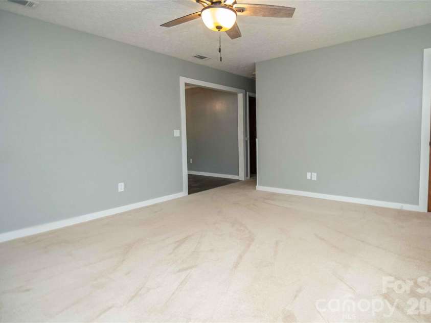 3461 Greentree Acres Road, Valdese, NC 28690.  MLS# CAR4383607, YatesRealty ID 28770. 