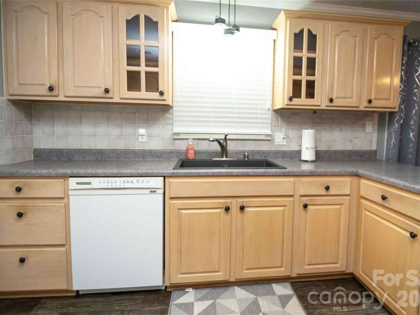 3461 Greentree Acres Road, Valdese, NC 28690.  MLS# CAR4383607, YatesRealty ID 28770. 