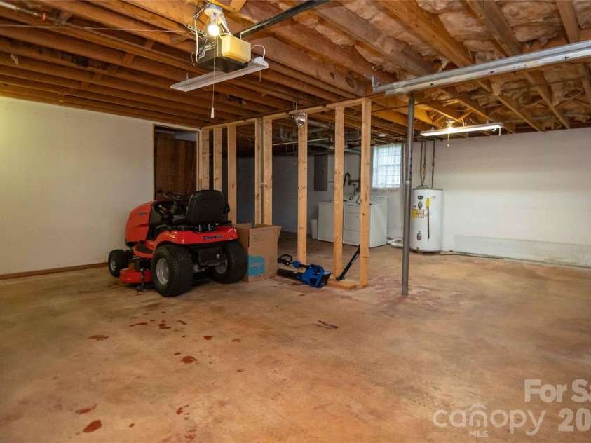 3461 Greentree Acres Road, Valdese, NC 28690.  MLS# CAR4383607, YatesRealty ID 28770. 