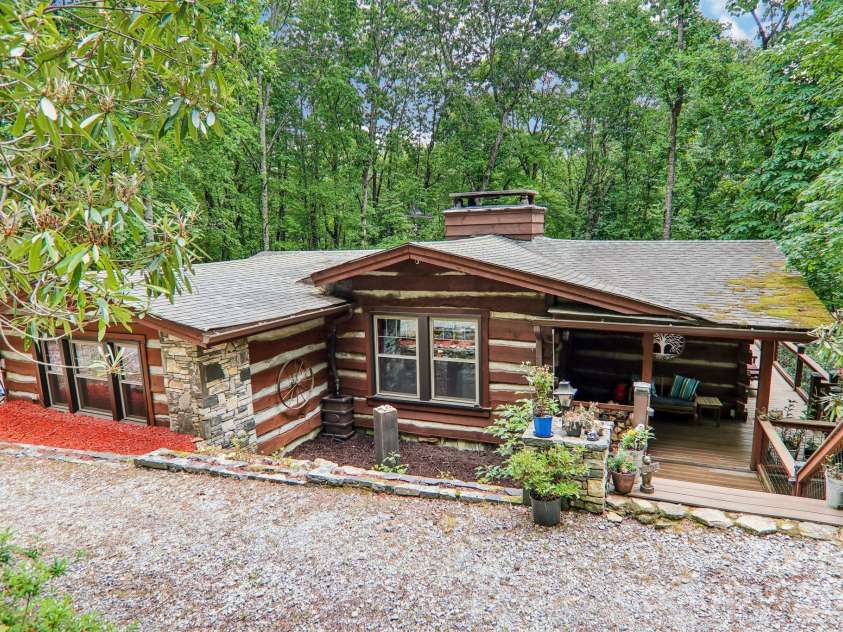 17198 Rosman Highway, Lake Toxaway, NC 28747.  MLS# CAR4385250, YatesRealty ID 28771. 