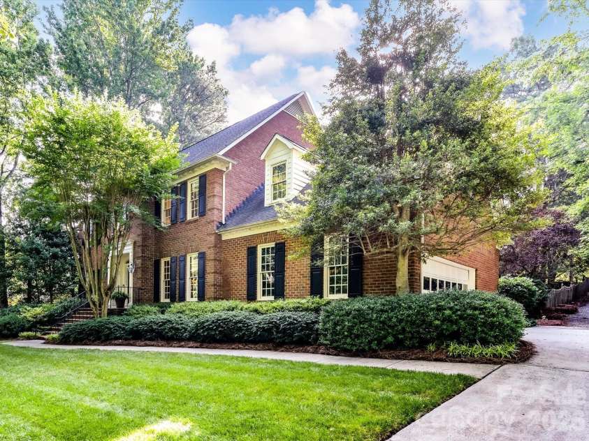 2249 Greenbrook Parkway, Matthews, NC 28104.  MLS# CAR4386765, YatesRealty ID 28774. 