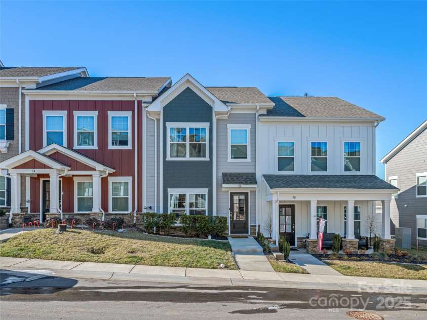 56 Walnut Springs Drive, Asheville, NC 28804.  MLS# CAR4214211, YatesRealty ID 28774. 